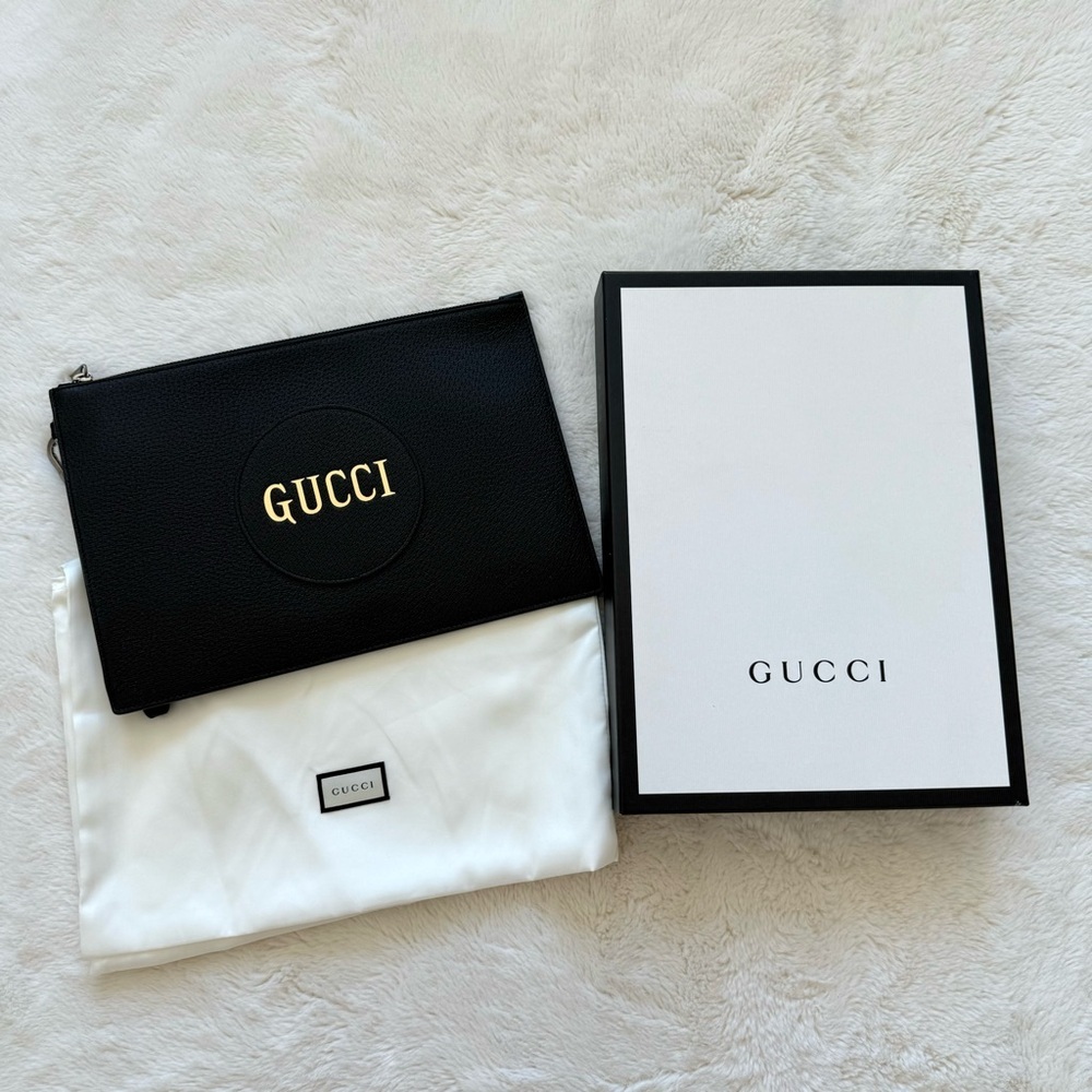 NWT!!! Gucci unisex black clutch/wristles Authentic Retail 890$